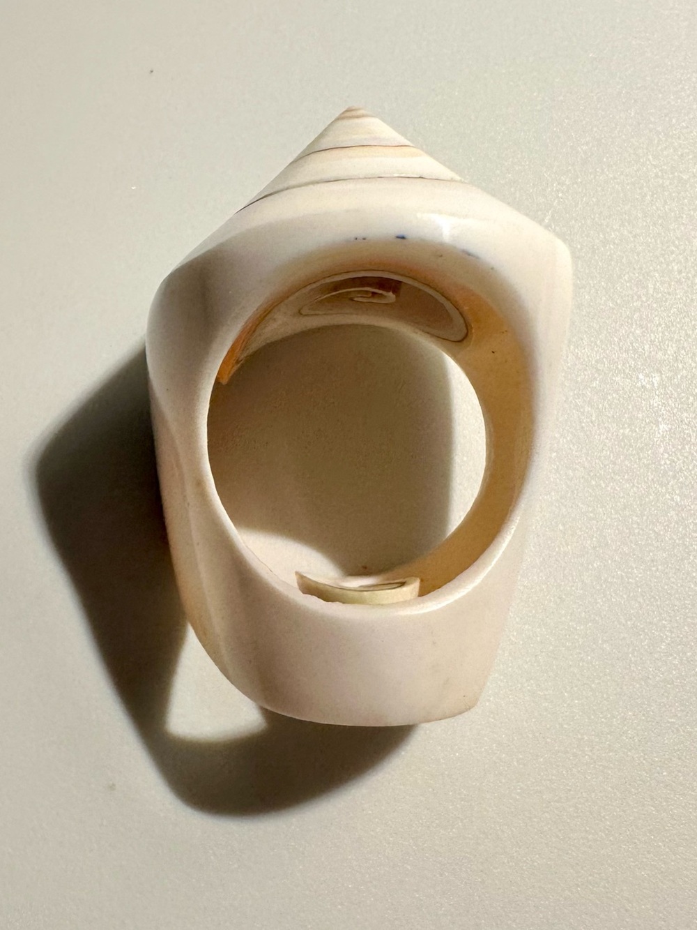 Shell Ring ๐ Approx Size 6 - Picture 2 of 6